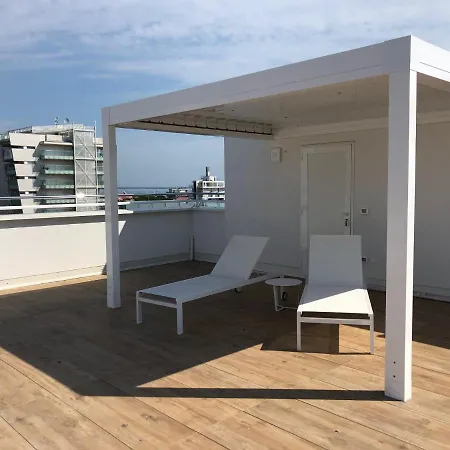 Attico La Dama Apartamento *